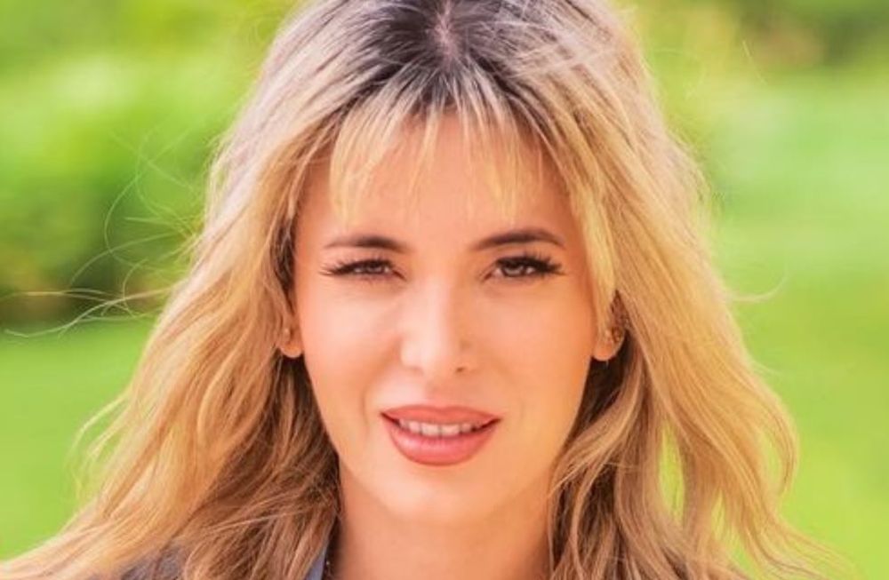 J Sica Cirio Luci Una Bikini De Tiritas Estampada Y Enloqueci A Sus Seguidores Con Su Baile En