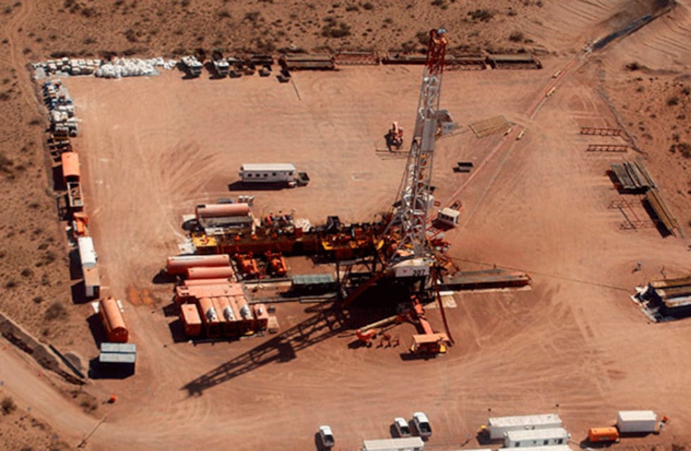 El Corcobo es un campo de petróleo con una reserva de 33 millones de barriles a 2020 y de 305 millones de m³ de gas.