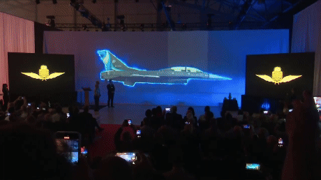 El Gobierno presentó el armamento de los F-16. Captura redes