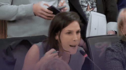 Pamela Calletti apuntó contra Emiliano Estrada por malversación de fondos y difusión de fake news.