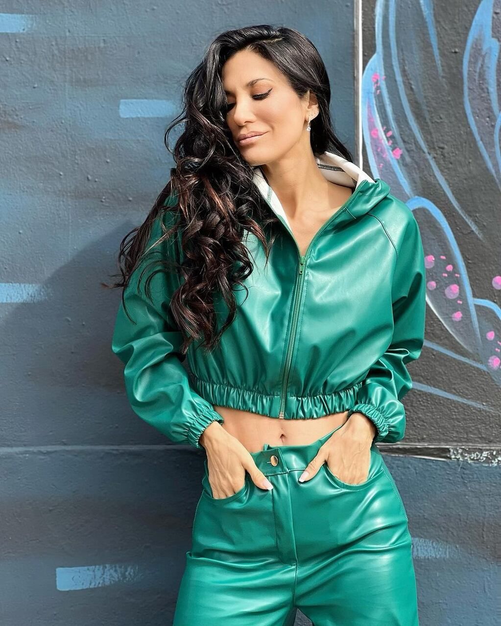 Silvina Escudero demostró porqué el turquesa es su mejor color con un conjunto deslumbrante.