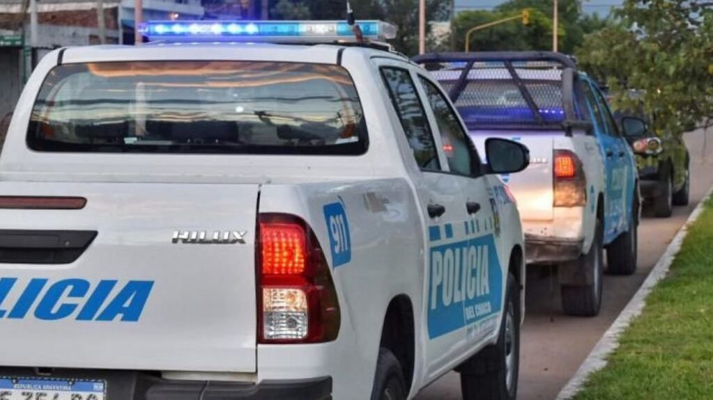 Los investigadores intentaban esta tarde determinar los motivos del ataque e interrogaban a vecinos y familiares de la víctima.