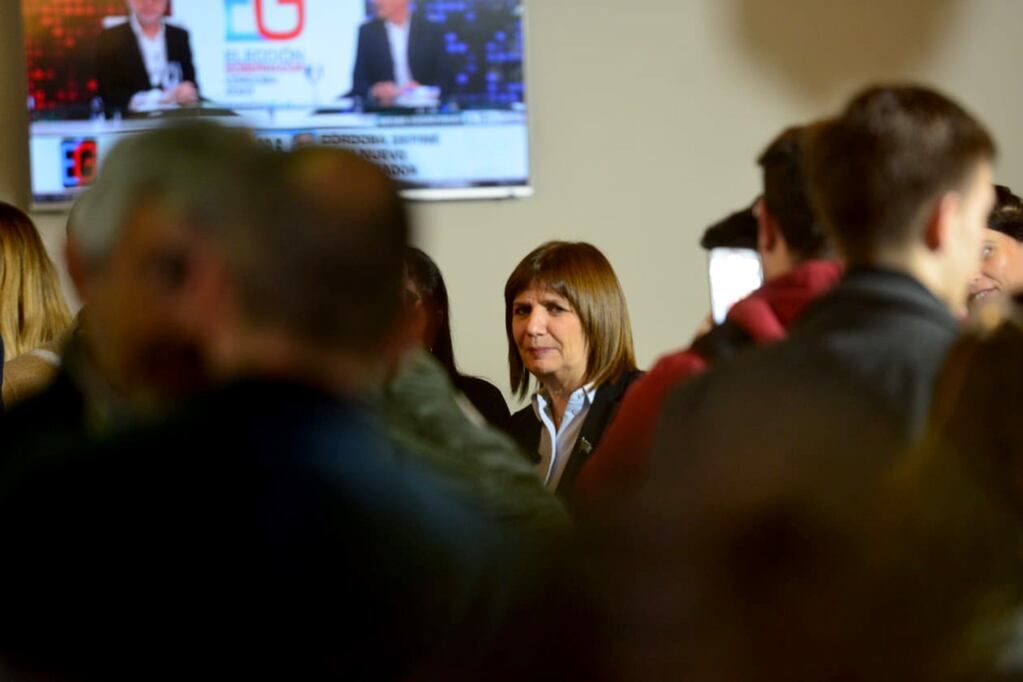 Patricia Bullrich en el búnker de Juntos por el Cambio. (Javier Ferreyra / La Voz)