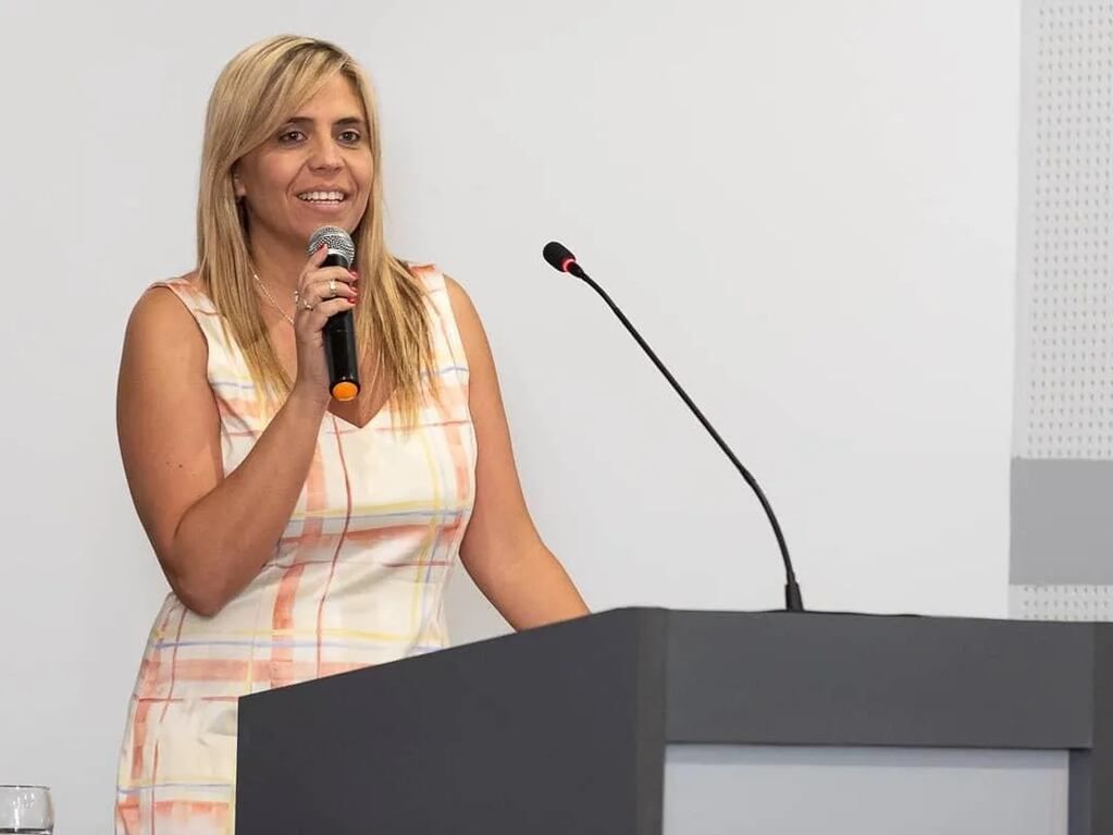 Nancy Picón, será candidata a diputada nacional.