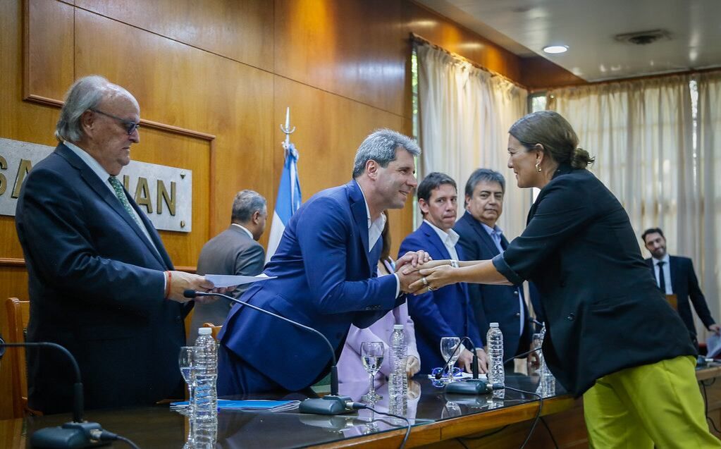 Uñac agradecido por la tarea a inversión de los empresarios.