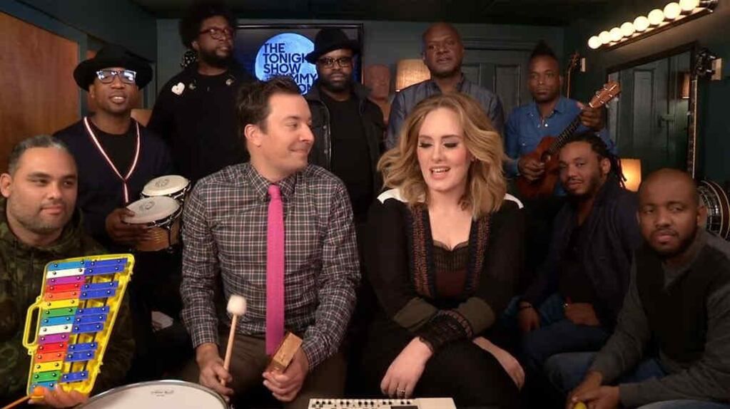 Adele y Jimmy Fallon, pura química. 