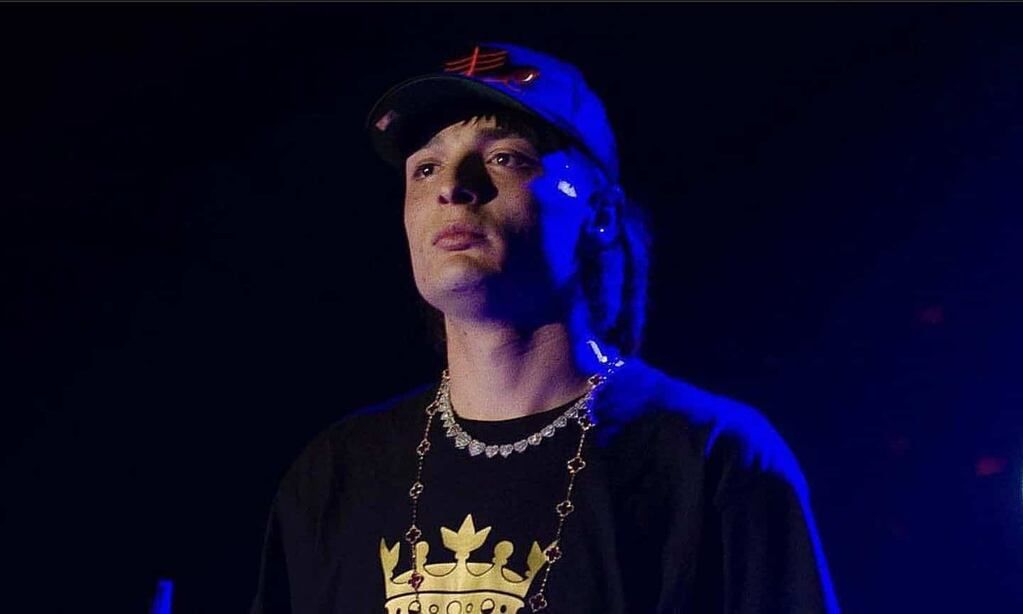 Un niño se quitó la vida luego de que sus padres lo castigaran por escuchar Peso Pluma. - Instagram