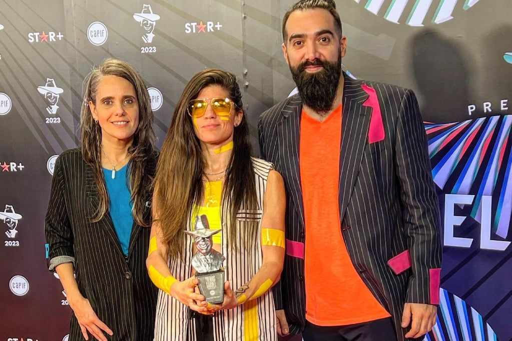 Eruca Sativa en los Gardel 2023: doblemente premiados. (Twitter Eruca Sativa)