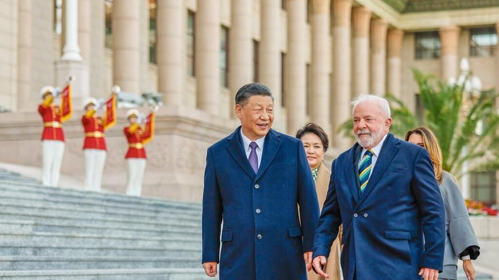 Xi Jinping y Lula Da Silva, presidentes de China y Brasil respectivamente, durante la visita del mandatario brasileño el pasado 15 de abril de 2023.