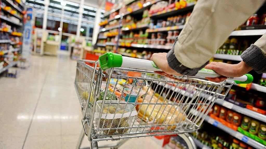 La devolución del 21% se hace de forma autómatica por el banco o billetera virtual. 