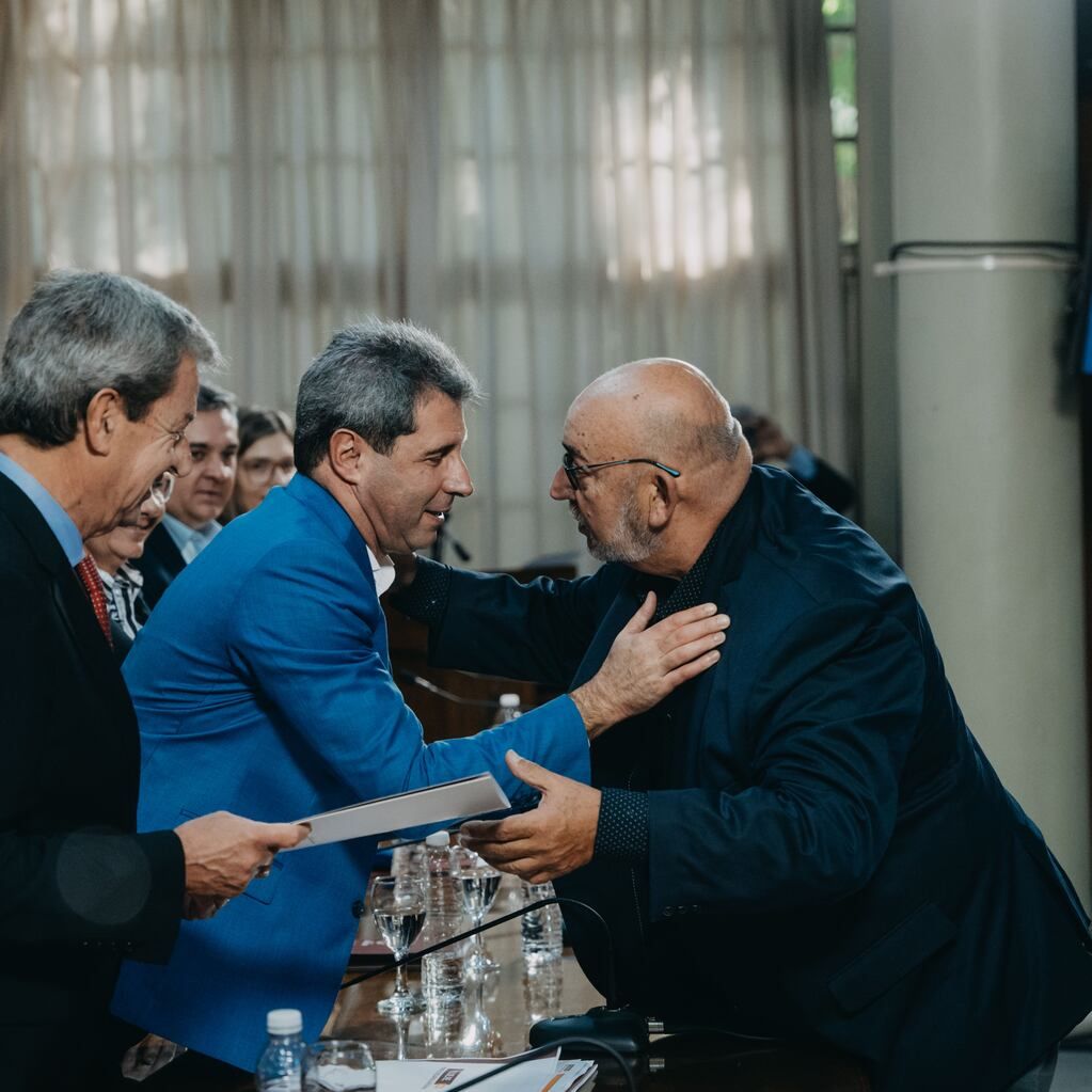 El ullunero Leopoldo Soler fue uno de los 15 intendentes que asistieron al acto que se hizo en Casa de Gobierno. En su caso, planea construir un paseo.