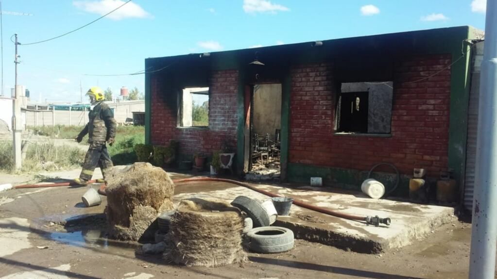 Así quedó la vivienda tras el incendio - 
