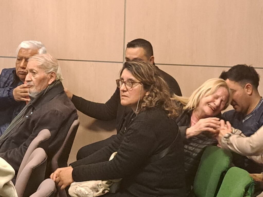 Familiares de algunos absueltos rompieron en llanto cuando escucharon el veredicto del TOF. Los imputados que quedaron desvinculados fueron 8.