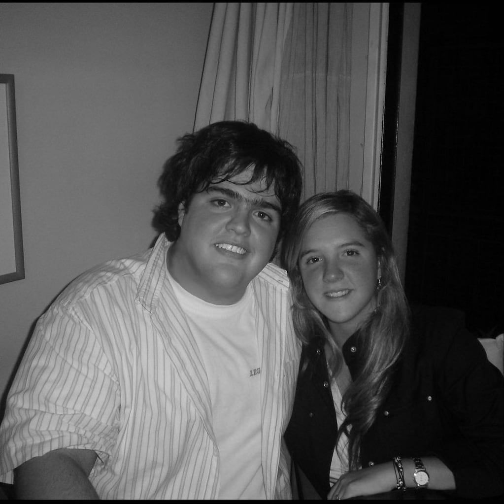 Darío Barassi y su mujer, Luli. “Siempre vuelvo a esta foto. Siempre vuelvo al que soy cuando estoy con ella. Siempre vuelvo a lo que somos juntos. Feliz día mujer de mi vida. Hoy y siempre”, escribió en esta tierna publicación en su Instagram. Foto: Instagram @dariobarassi. 