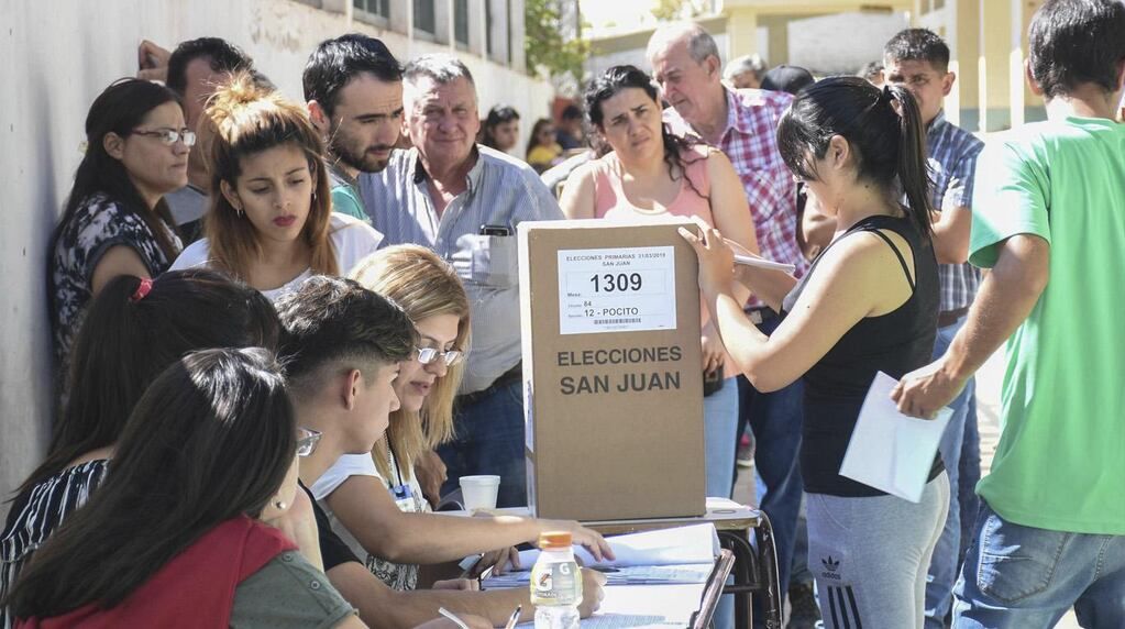 Hay más de 600 mil empadronados para los comicios del 14 del mes que viene. Como la votación también se espera que sea un poco más demorosa, la recomendación oficial para la gente es ir con tiempo.