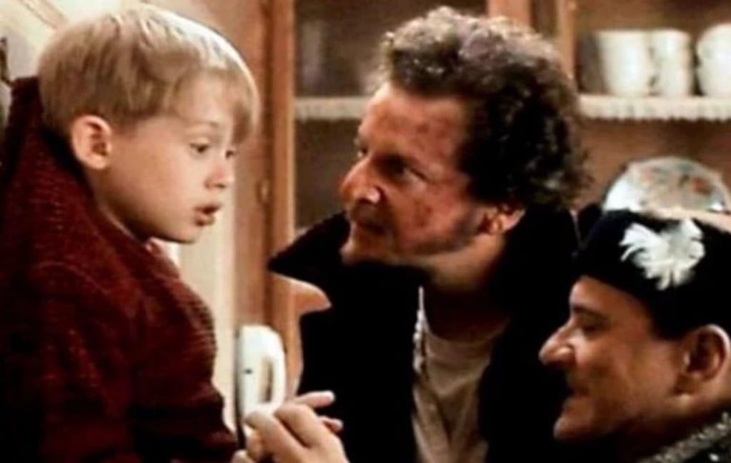 Macaulay Culkin, Daniel Stern y Joe Pesci en "Mi pobre angelito"