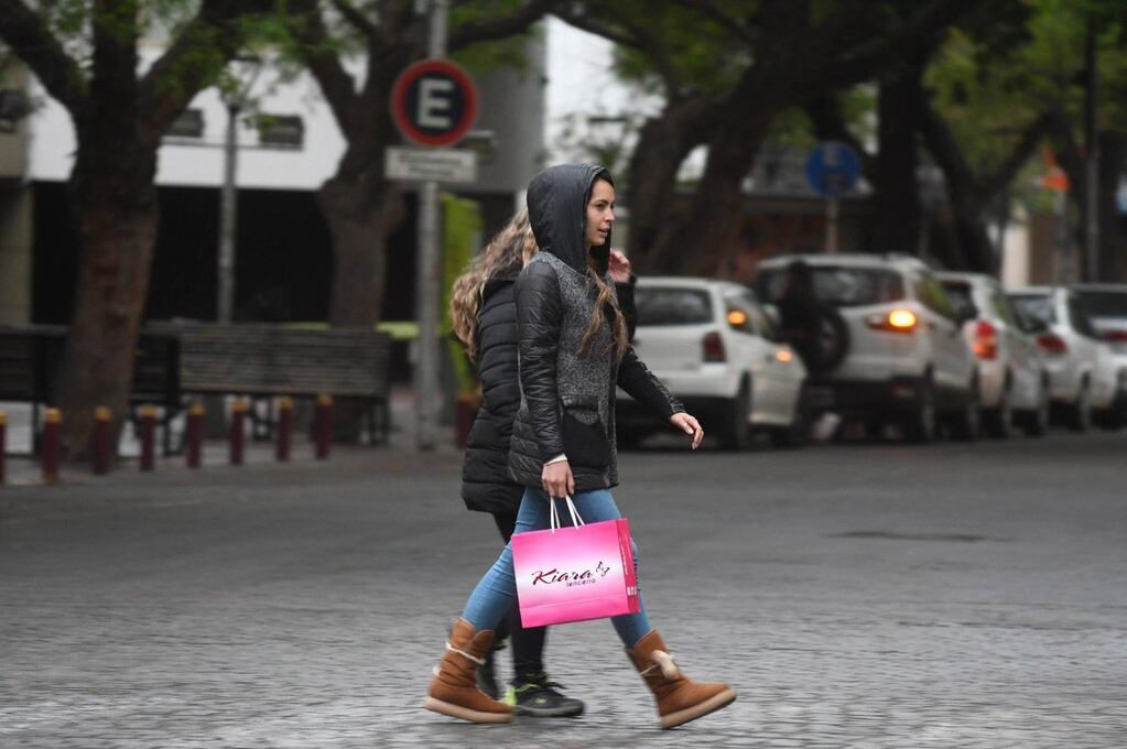 Bajas temperaturas y lluvia en MendozaFoto: José Gutierrez / Los Andes