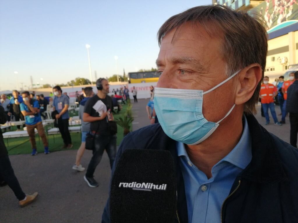 Rodolfo Suárez en San Juan. Gentileza radio Nihuil.