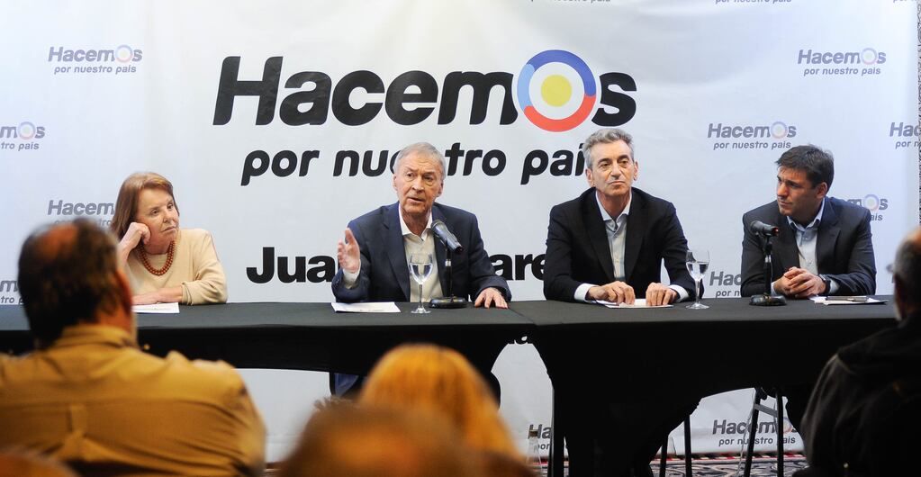Juan Schiaretti 
Florencio Randazzo 
lanzamiento formula presidencial
Foto Federico Lopez Claro