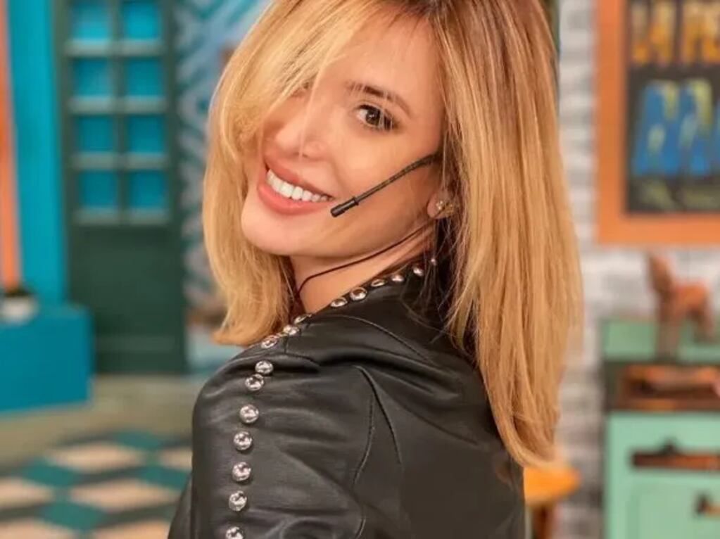 Jésica Cirio paralizó la web con su belleza y un enorme escote