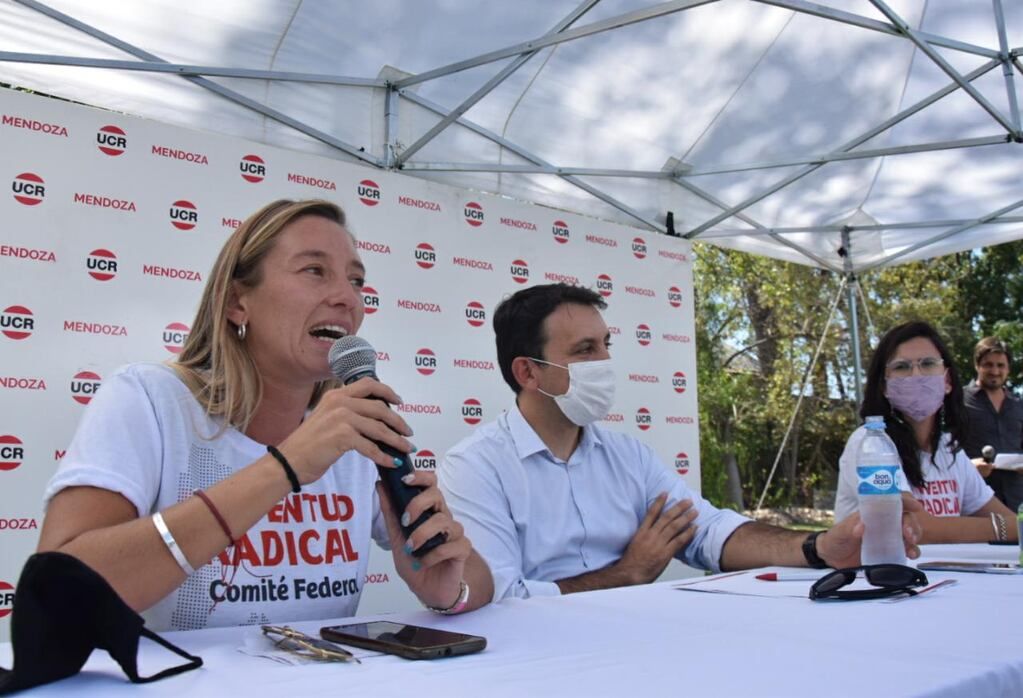Daniela Torres y Tadeo García Zalazar