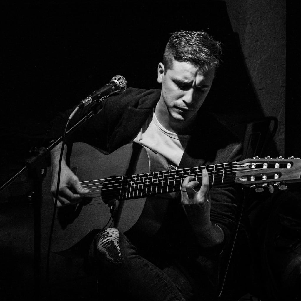 Flavio Romanelli, músico y compositor argentino residente en Bélgica.