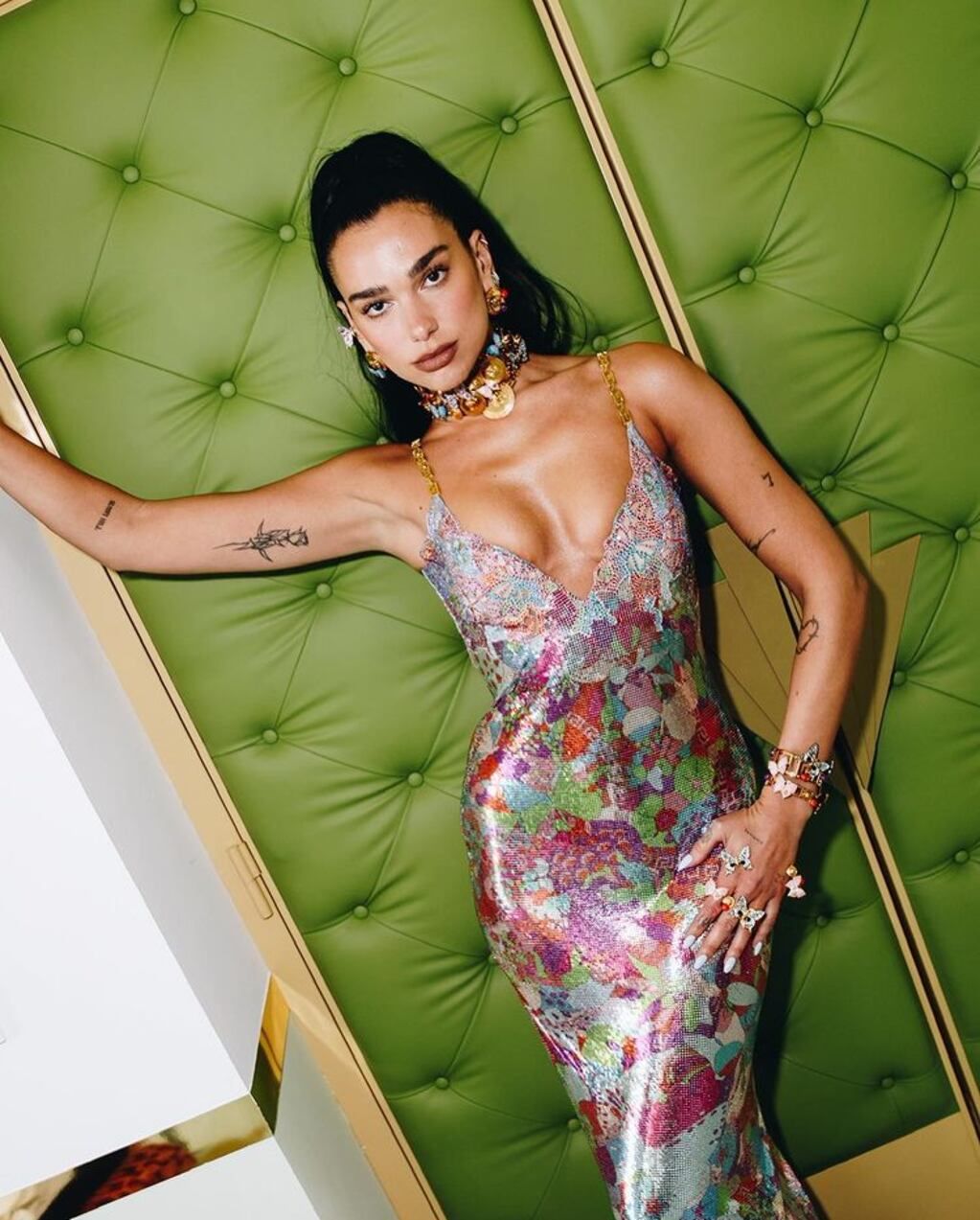 Dua Lipa dejó a todos con la boca abierta con su vestido