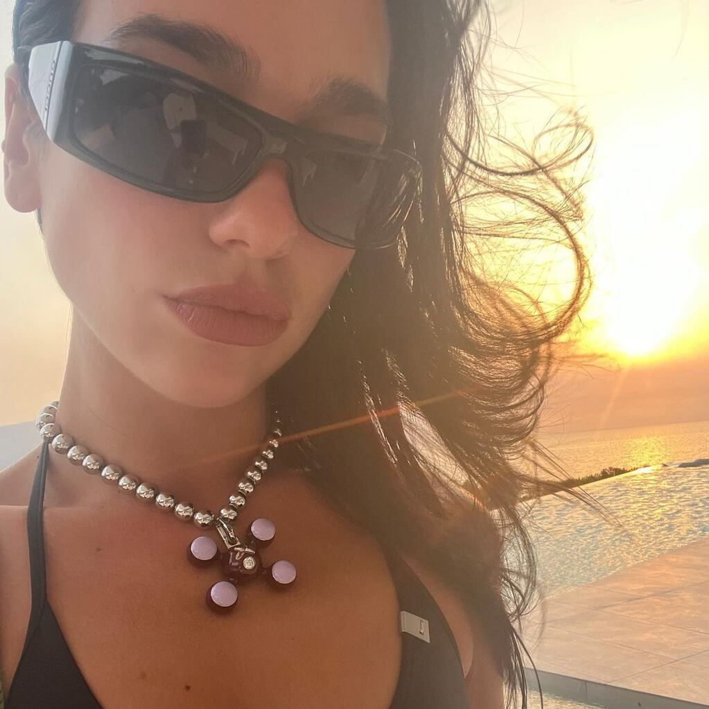 Dua Lipa en sus vacaciones