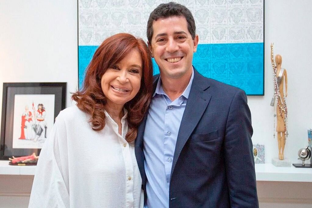 Eduardo "Wado" de Pedro junto a Cristina Kirchner (Foto archivo)