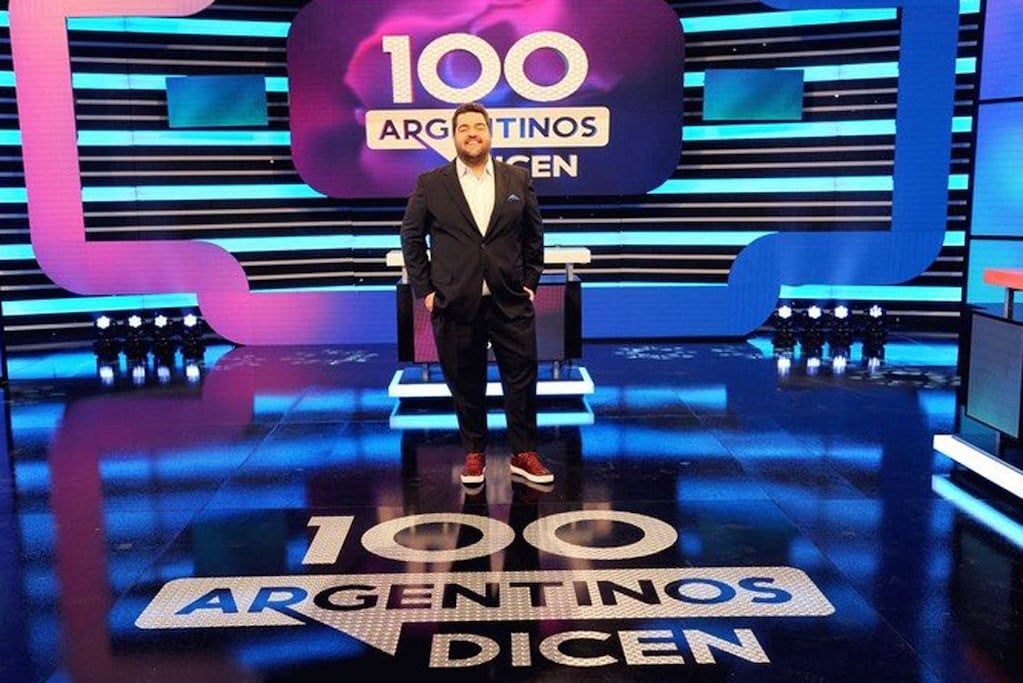 El sanjuanino Darío Barassi es sensación conduciendo su programa "100 Argentinos Dicen". Foto: Gentileza Clarín.