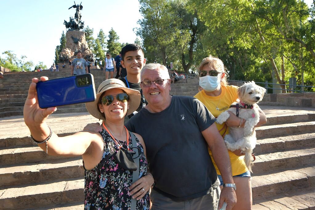 Cerro de la Gloria - Foto: Orlando Pelichotti / Los Andes