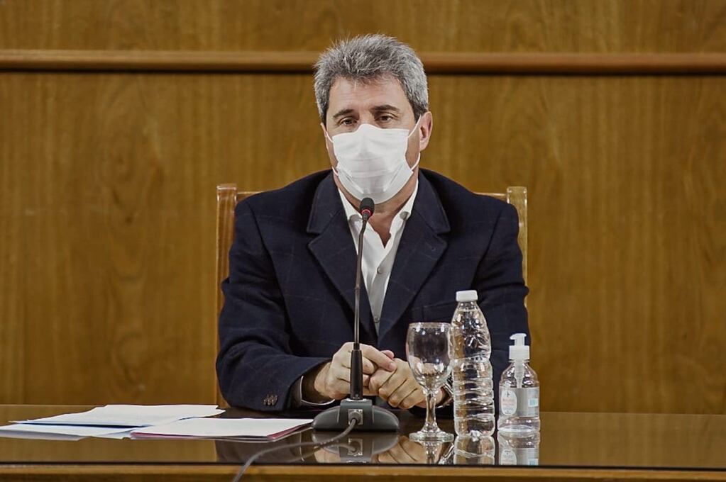 El gobernador Sergio Uñac lanzó un programa para proteger el trabajo de más de 15 mil sanjuaninos.
