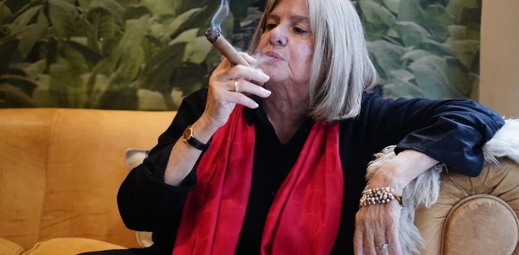 Blanca Alsogaray dice que los habanos son más saludables que los cigarrillos