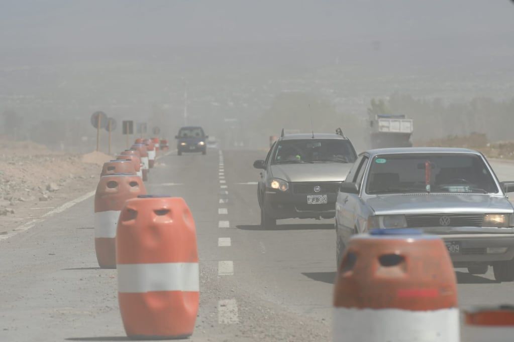 Viento Zonda afecta a San Juan y Mendoza (Ignacio Blanco / Los Andes)