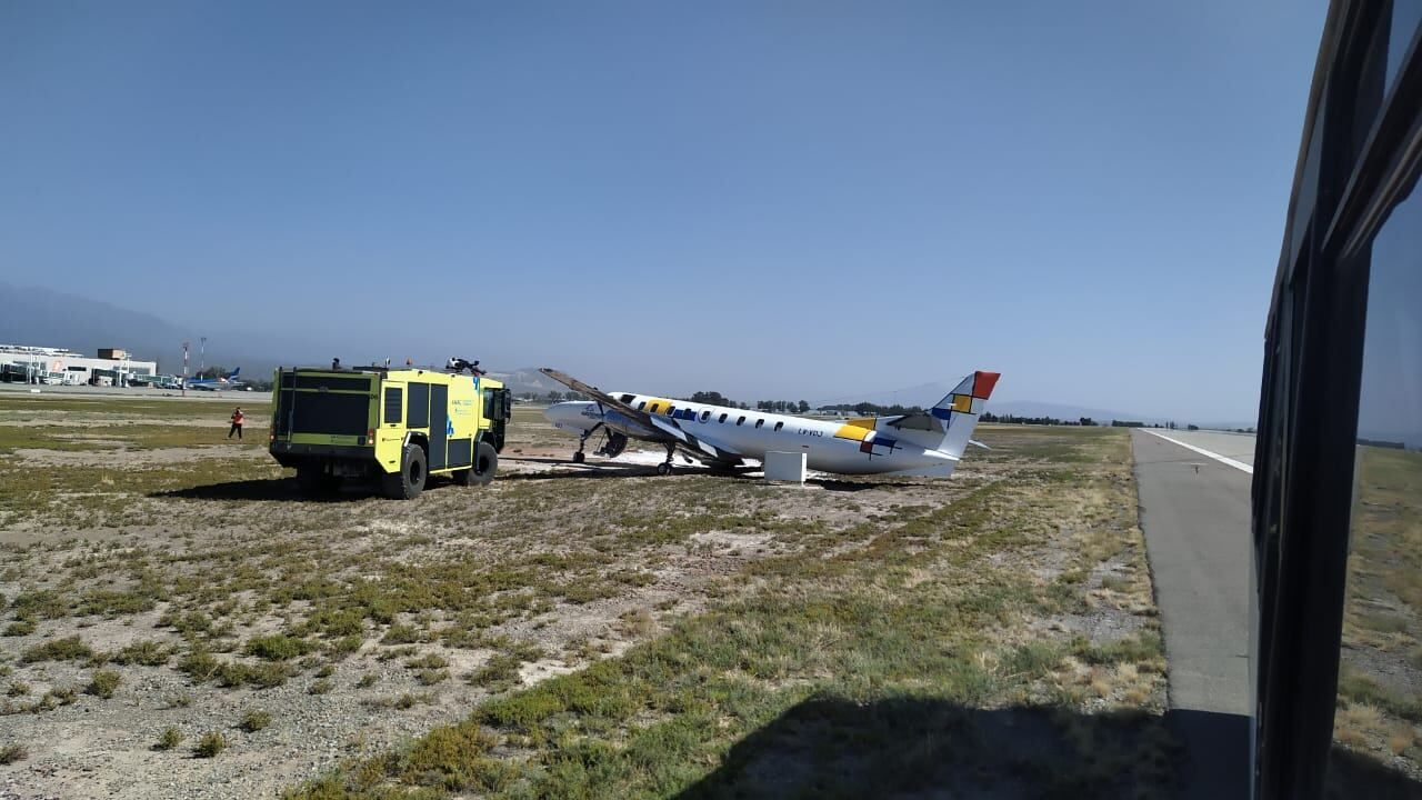 Camión hidrante en el lugar del incidente -