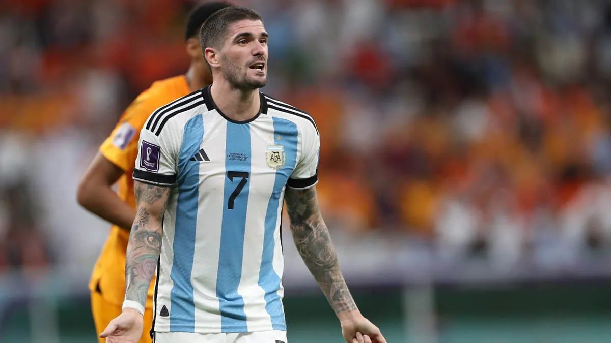 Rodrigo De Paul frente a Países Bajos. (AP)