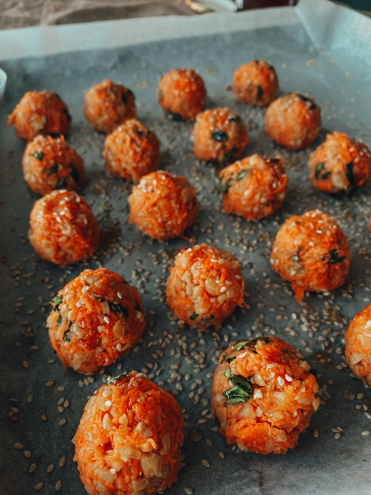 Así se hacen unas ricas albondigas de verduras.
