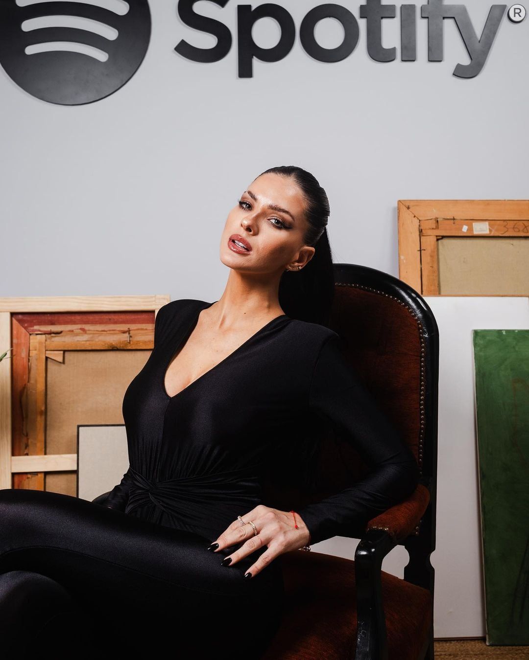 La China Suárez para Spotify.