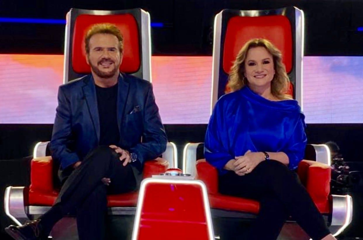 Joaquín y Lucía Galán, en su versión de jurados de "La Voz Senior". (Prensa Pimpinela)