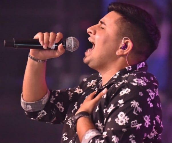 Con un pequeño de cuatro meses, una familia soñada y una carrera establecida, Francisco comienza a presentar su propia música de cara a un nuevo disco.