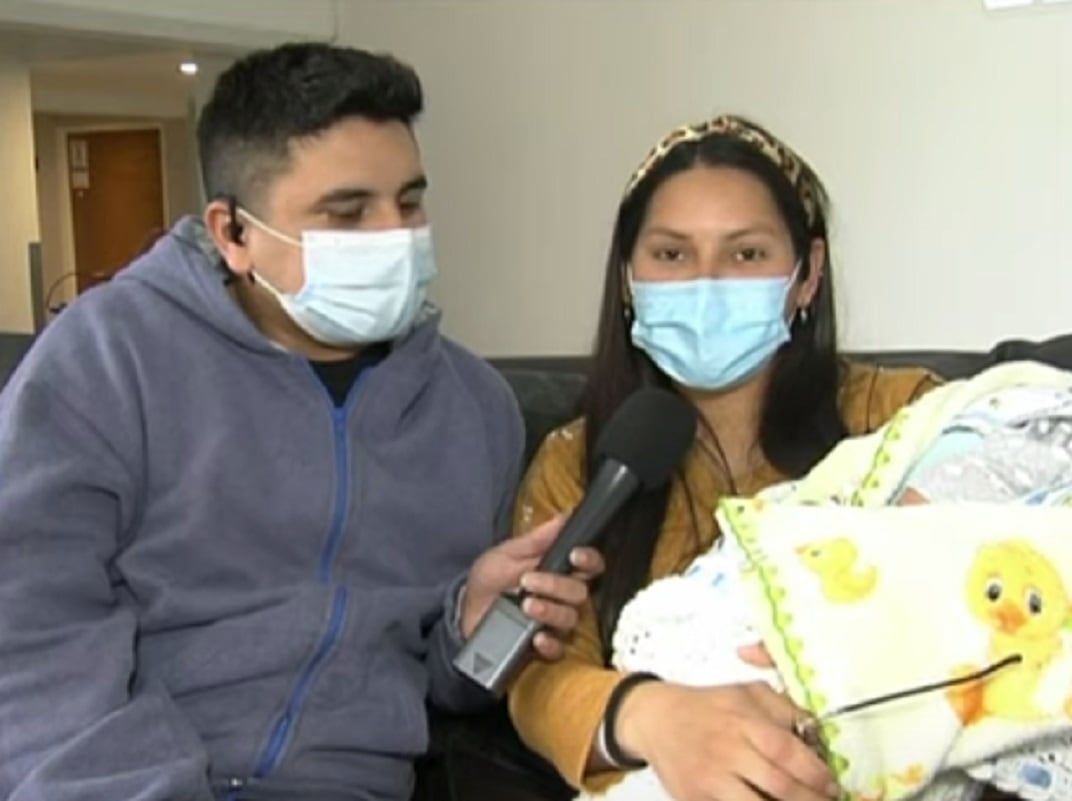 Francisco Benítez, su novia Rocío Ruiz y su hijo Ciro (Telefe) 