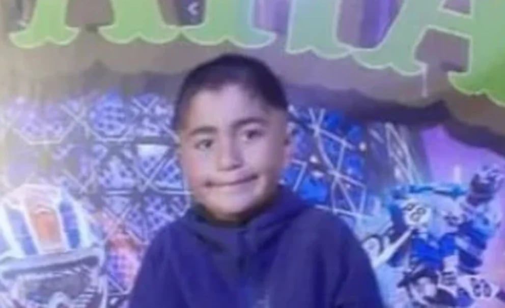 En el lugar, los Peritos de la Policía Científica certificaron que Itán Quizos tenía heridas cortantes en el cuello y el estómago. Foto: Facebook.