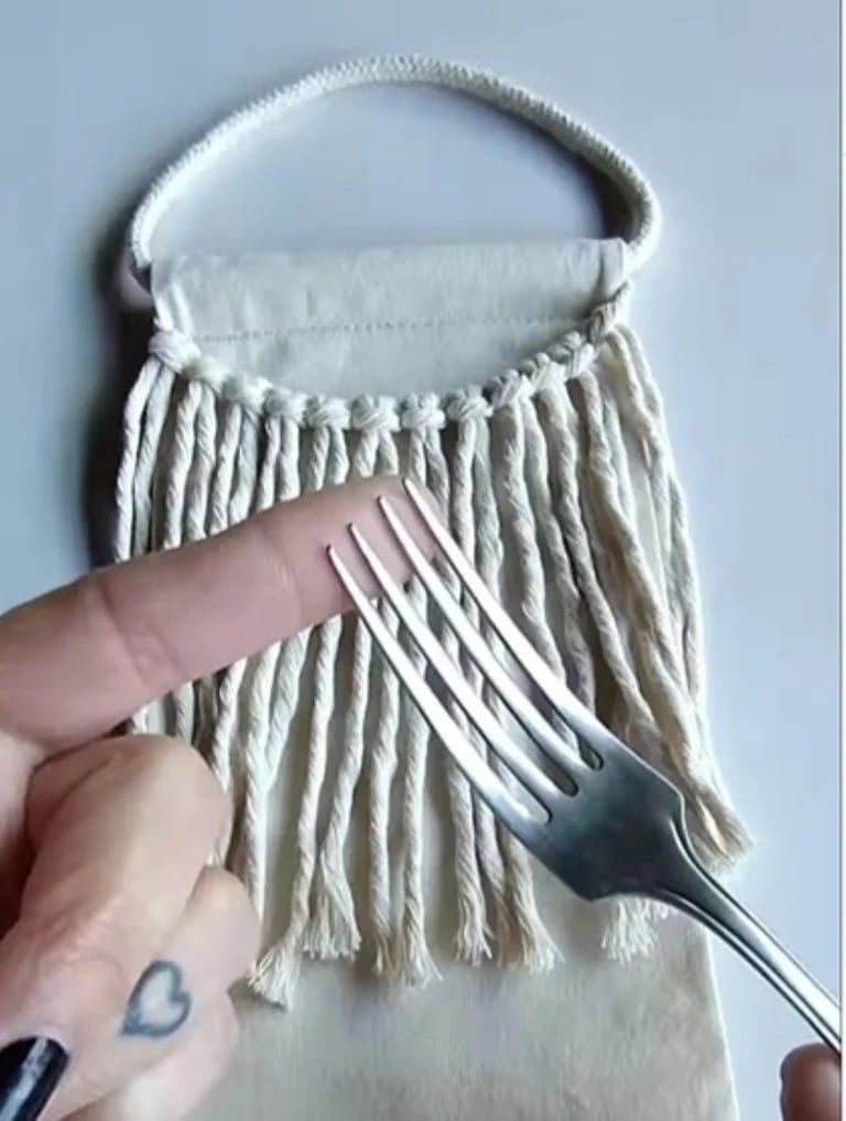 Con sifones de soda podrás hacer este maravilloso adorno.