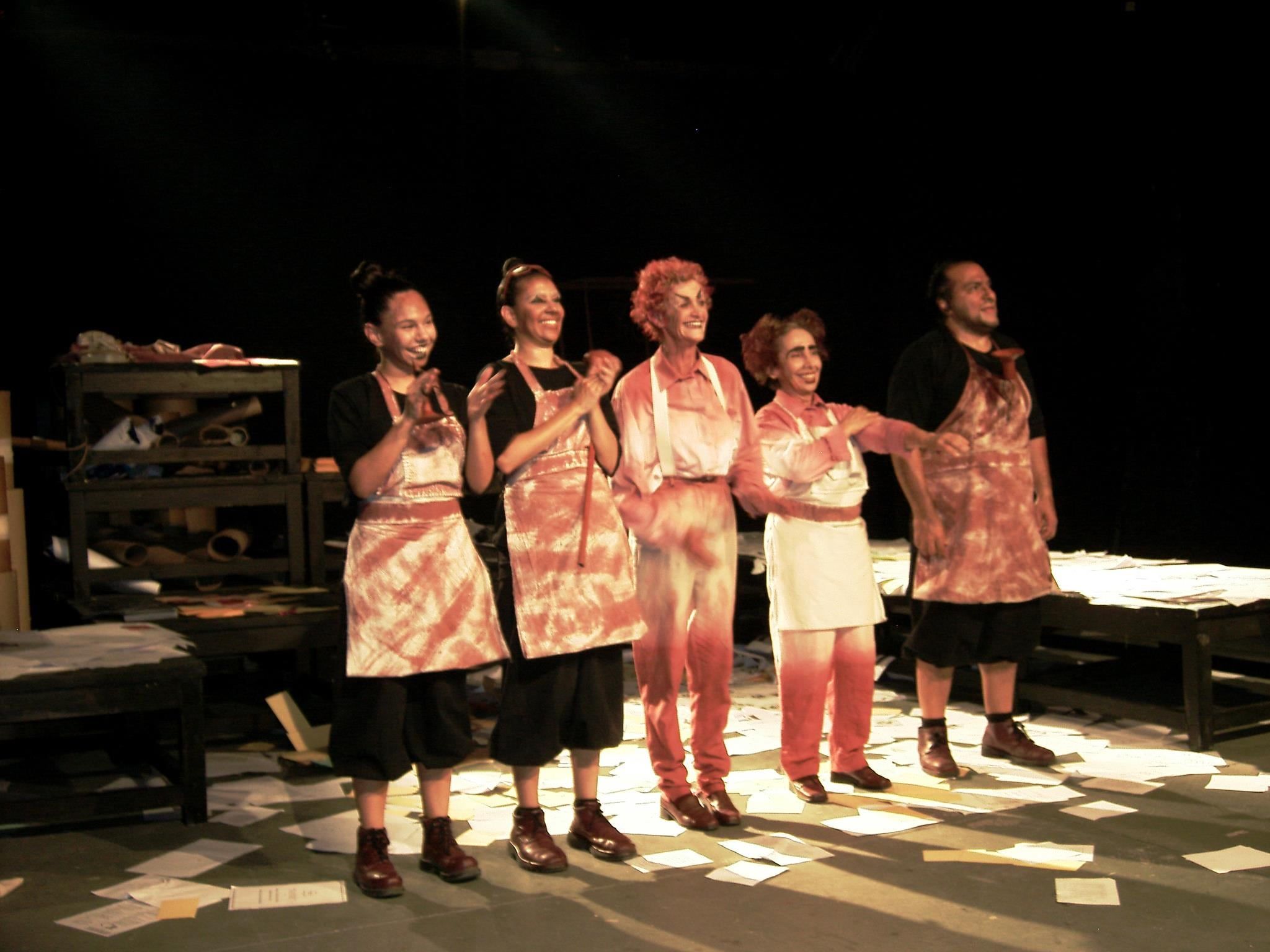 "Ab-zurdo", por el elenco De la Nuca de San Juan.