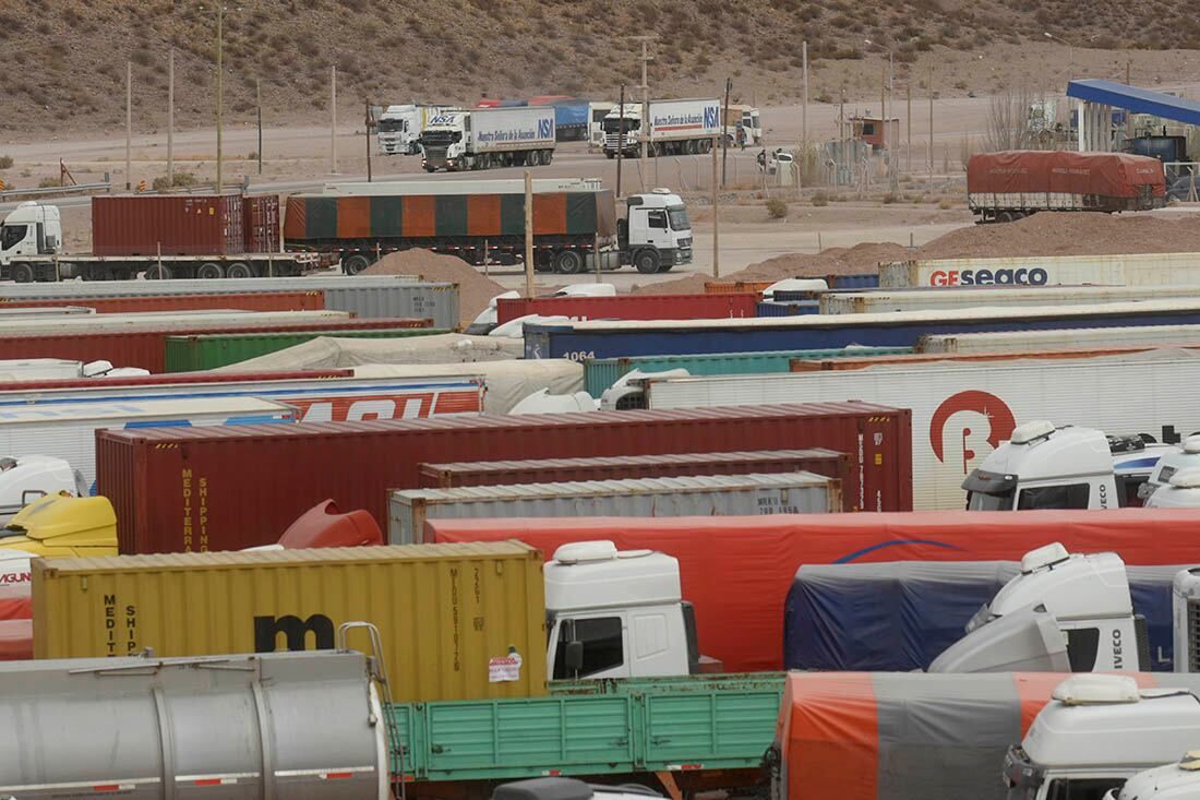 Exportaciones: Mendoza cayó U$S 452 millones en 9 años.
