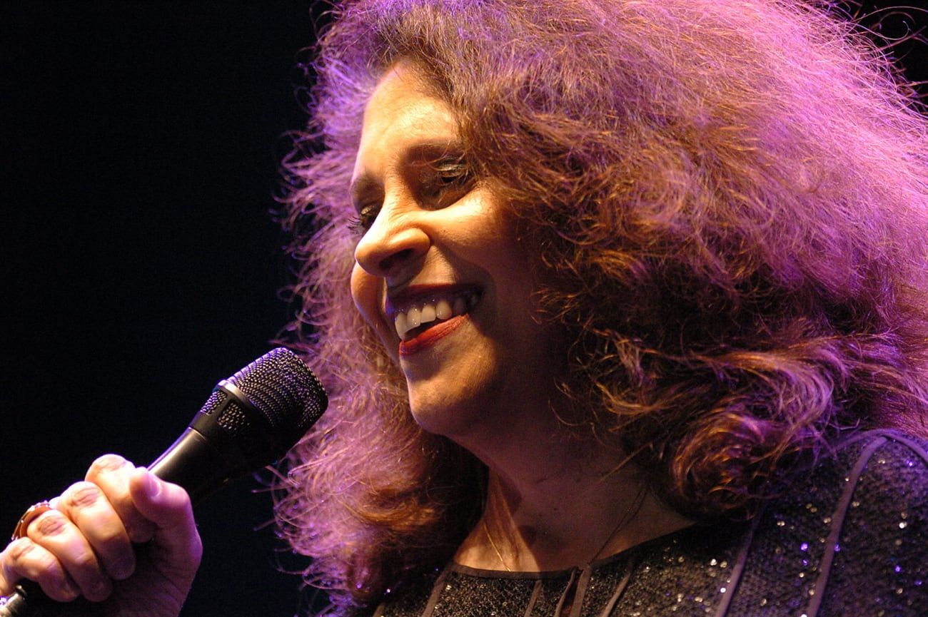 ID:2855434 Gal Costa en el Orfeo Y16TGC9.JPG Cordoba Cordoba Argentina 2700545