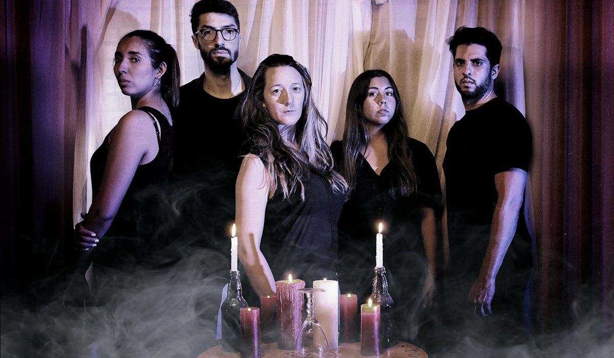 El elenco está integrado por Belén Moretti, Facundo Pennesi, Facundo Quirós, Florencia Ríos, Hernán Iguácel, Magali Aguilera y Valentina Mocoroa.