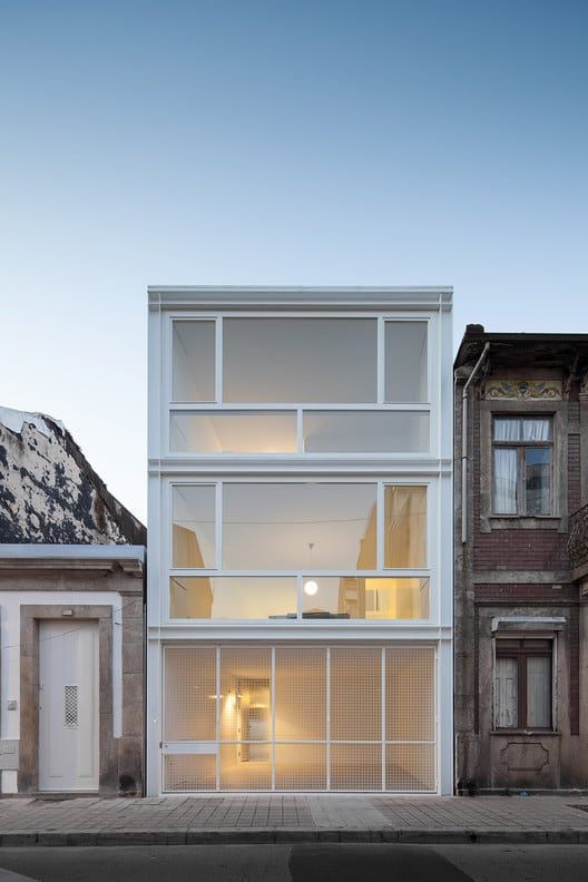 Viviendas urbanas entre medianeras