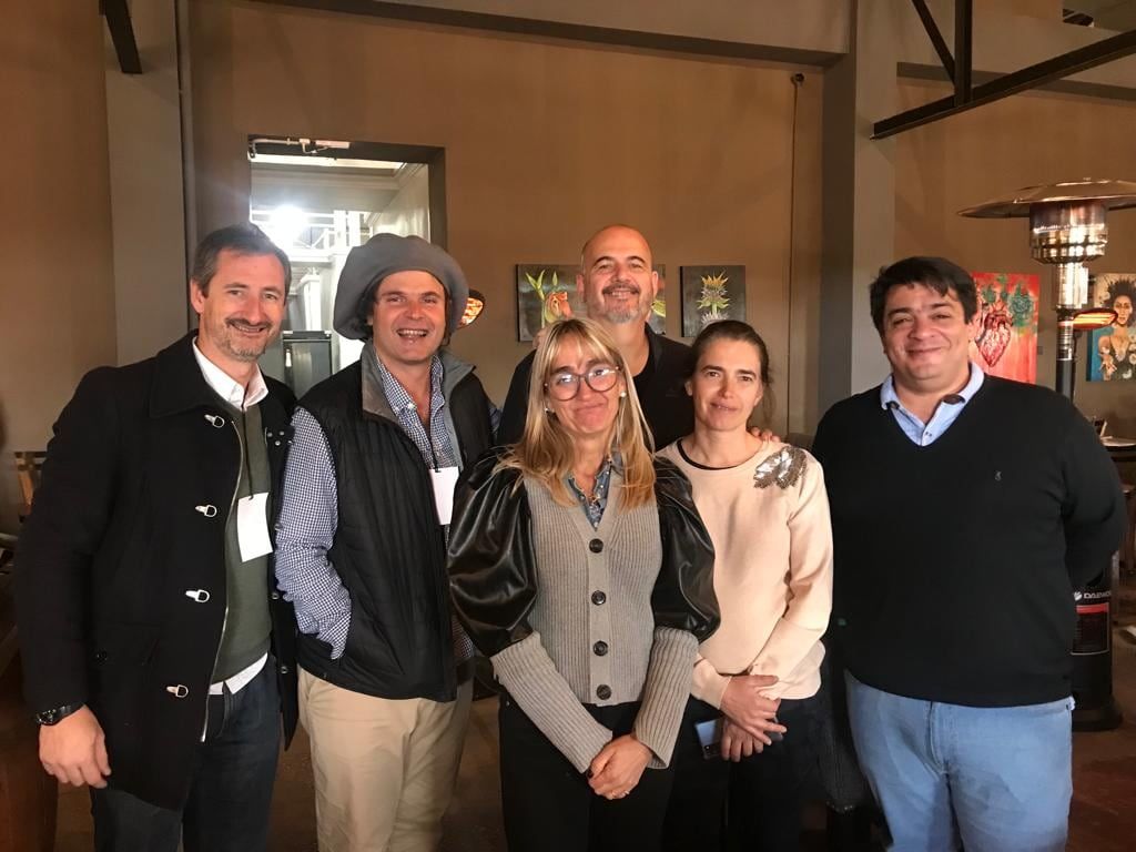 Cristian Moor, Agustín Lanús, Ana Puelles, Valeria Antolin, Pablo Pérez Delgado y Mario Azaguate.