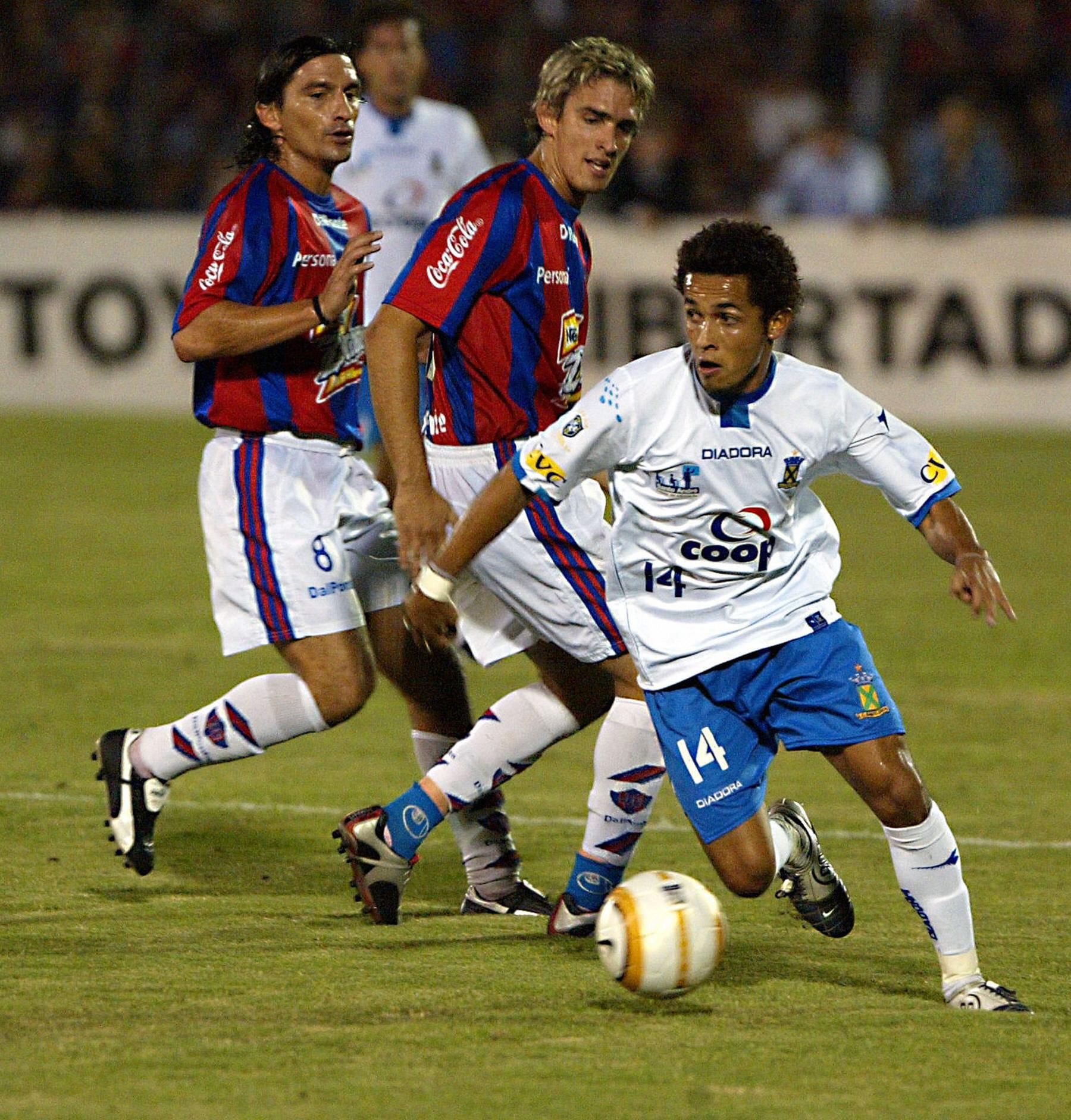Equipos que descendieron, pero jugaron Copa Libertadores